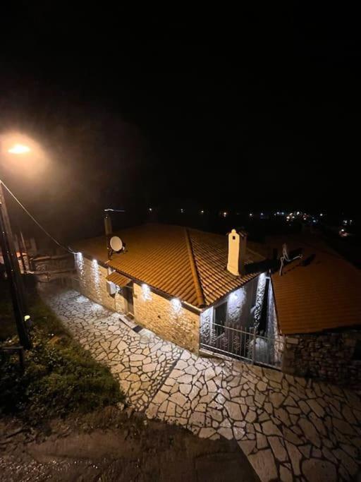 Dandy Villas Dimitsana - A Family Ideal Charming Home In A Quaint Historic Neighborhood - 2 Fireplaces For Romantic Nights エクステリア 写真