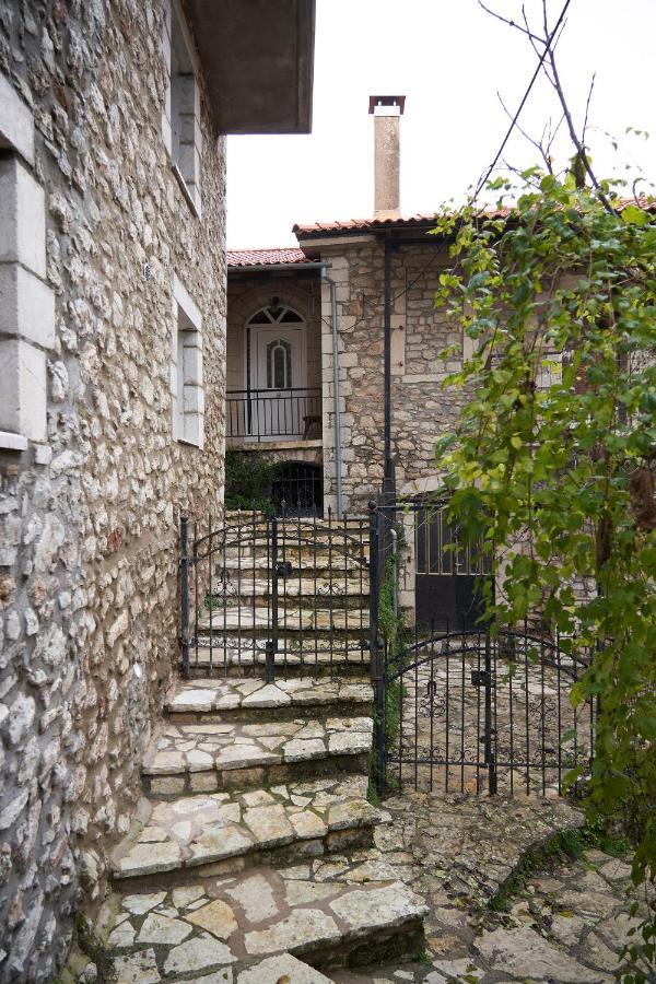 Dandy Villas Dimitsana - A Family Ideal Charming Home In A Quaint Historic Neighborhood - 2 Fireplaces For Romantic Nights エクステリア 写真